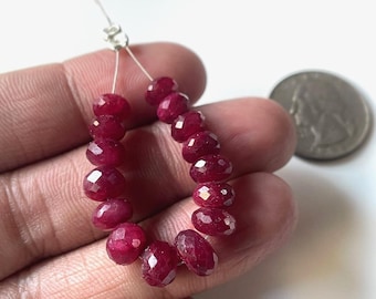 15 piezas - Cuentas de rubí natural facetadas hechas a mano en forma de rondel, 6/7 mm, cuentas de rubí africano, cuentas de rubí rojo facetadas - Obtenga un 75 % de descuento en suministros para la fabricación de joyas.