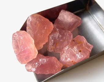 6 szt. – 100% naturalny, surowy kamień szlachetny z różowego kwarcu różowego, rozmiar 20/25 mm, prawdziwy, surowy, leczniczy kryształ z różowego kwarcu różowego, do wyrobu biżuterii