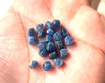 20 PCS-Transculent Sapphire Gemstone Raw, 4/6-MM Sapphire Raw, Sapphire Raw Stone,  Precious Gemstone Sapphire Rough
