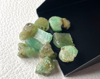 10Pcs- Emerald Raw Crystal, 8-10MM, Emerald Tiny Raw Stone, Natural Emerald Rough Gemstone, May Birthstone, Gift For Her