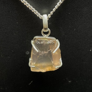 Raw Rose Quartz Crystal Pendant, Pink Quartz Silver Necklace Pendant, Raw Stone Jewelry, Crystal Pendant, Healing Gemstone, Gifts For Her