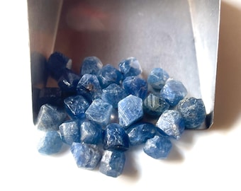 25 PCS-AAA+Blue Sapphire Gemstone Raw, 5/7 MM Sapphire Raw, Sapphire Raw Stone,  Precious Gemstone Sapphire Rough