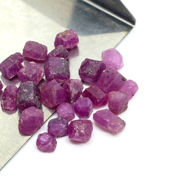 25 Pcs Lot ~ AAA Natural Raw Pink Ruby Madagascar Gemstones 4-6 MM ,Size , Healing Crystals July birtstone Wholesale Price