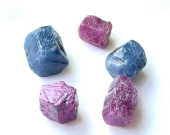 Roher blauer Saphir & Rubin - AAA+++ Natürlicher Mix, 8-12 mm, loser Edelstein, kostbarer Saphir-Rubin-Rohstein, Stein höchster Qualität, Heilkristall