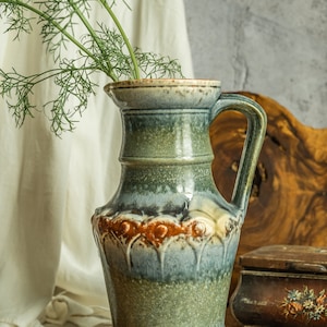 Vaso vintage in ceramica tedesca con manico | 1815/25 |