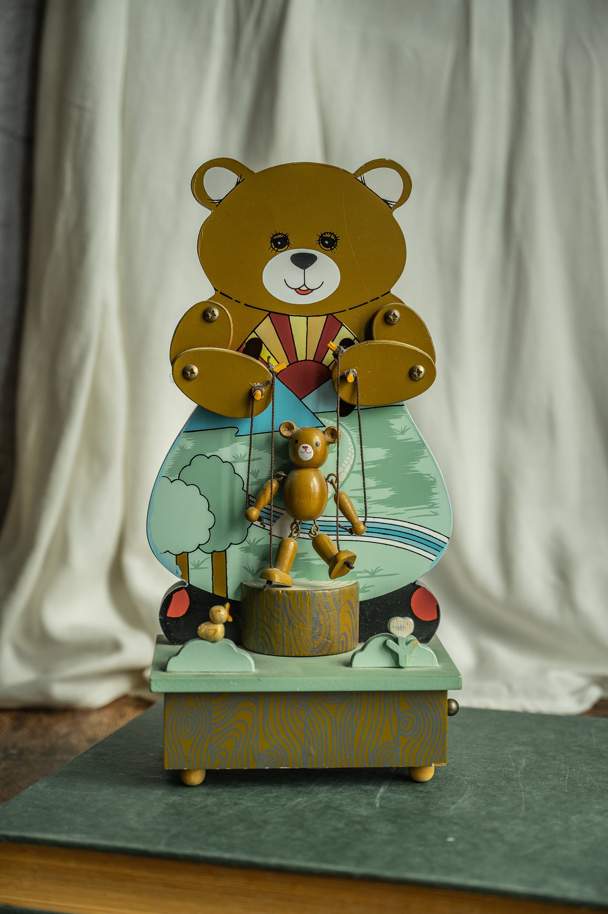 Music box puppet deals