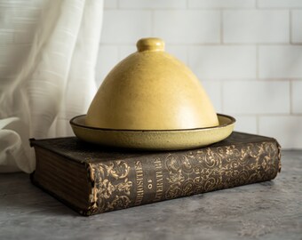 Ceramic butter dish with bell jar | White inside | Vintage | 1970s |