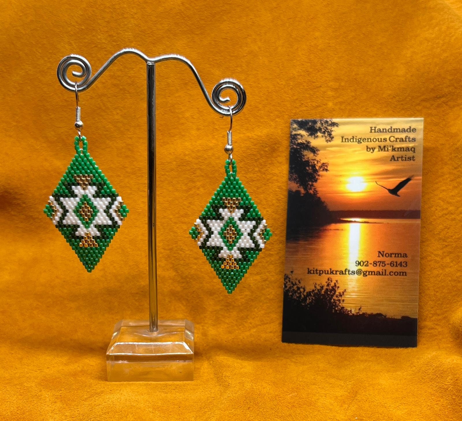 FIRST NATIONS SERIES Brick Stitch