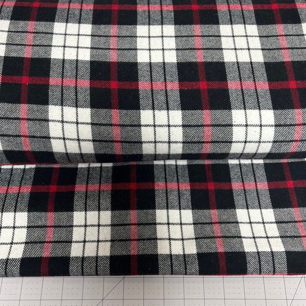 1 3/4 YRD Piece 100% Cotton Flannel -  Snuggle Soft Plaid Flannel, Buffalo Check, Red, White, Black, Large Gingham, gingham, Warm Flannel