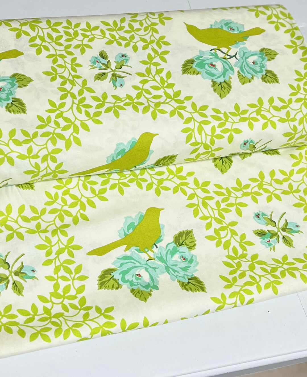 1 YRD Mockingbird Heather Bailey for Freespirit up Parasol PWHB042