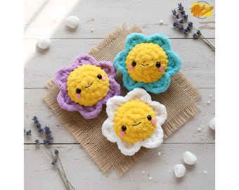Smiling Flower Keychain Crochet Pattern – Plush Amigurumi PDF