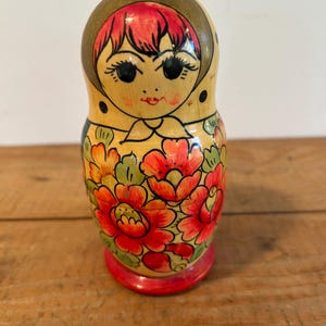 Vintage Wooden Russian Matryoshka Nesting Dolls, Traditional Matryoshka, Authentic, Hand-Painted, Handmade | Signed by the Artist | Folk Art