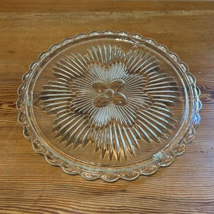 Piatto da torta con piedini in vetro vintage Indiana / Vassoio da portata rotondo