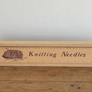 Vintage Wood Knitting Needle | Crochet Wood Storage Box