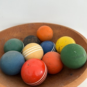 Vintage Wood Striped and Solid Croquet Balls / Classic Game Decor Vintage Toys / Rustic Farmhouse Decor