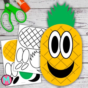 Könnte beinhalten: Druckbare Bastelvorlage für eine Ananas-Gesichtsmaske. Die Vorlage enthält eine gelbe Ananas mit einem Gittermuster, grüne Blätter, zwei weiße Augen und einen schwarzen lächelnden Mund.
