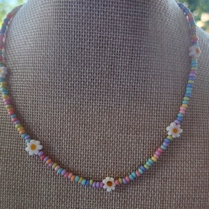 Pastel Daisy Choker