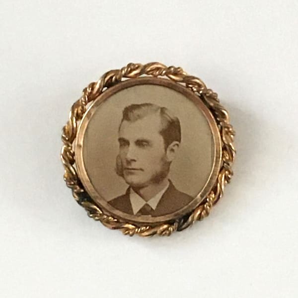 Antique Victorian Mourning Jewelry Pin, Man with Mutton Chops Beard, C Clasp | Round Portrait Pin 1800s | Gold tone Twist Frame