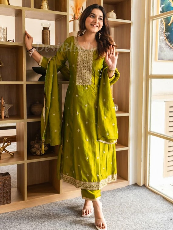 green emerald velvet dress IshDeena Indian Dresses for Women Party Wear Suits