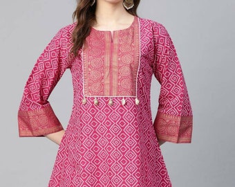 Tunikas für Damen | Pink & Weiß bedrucktes Kurti Top | Kurze Kurta | Indische Tunikas | Indian Summer Wear Damen | Top Tees | Ethno Kurta