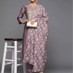 Indian Dress For Women - Mauve Ethnic Motifs Gotta Patti Kurta With Trousers & Dupatta - Salwar Kameez Set - Indian Party Wear Dress