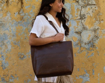 Leather Tote Bag for Women in Full Grain Brown Leather