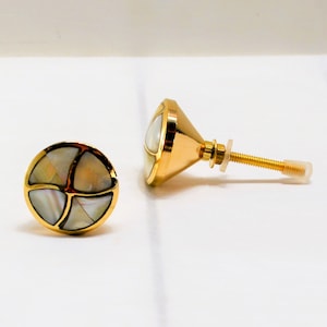 Mother of Pearl Infinity Knob, Brass Quad Swirl drawer pull, Capiz Door Handle, Kitchen Cabinet Hardware