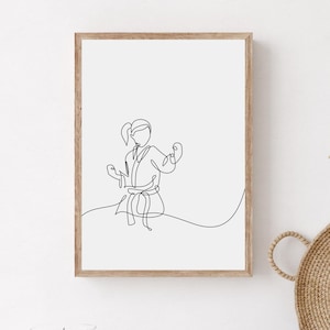 Karate Girl Wall Print, Printable Karate Woman Poster, Karate Gift For Her, Woman Martial Art Wall Art, Karate Home Decor, Feminine Karate