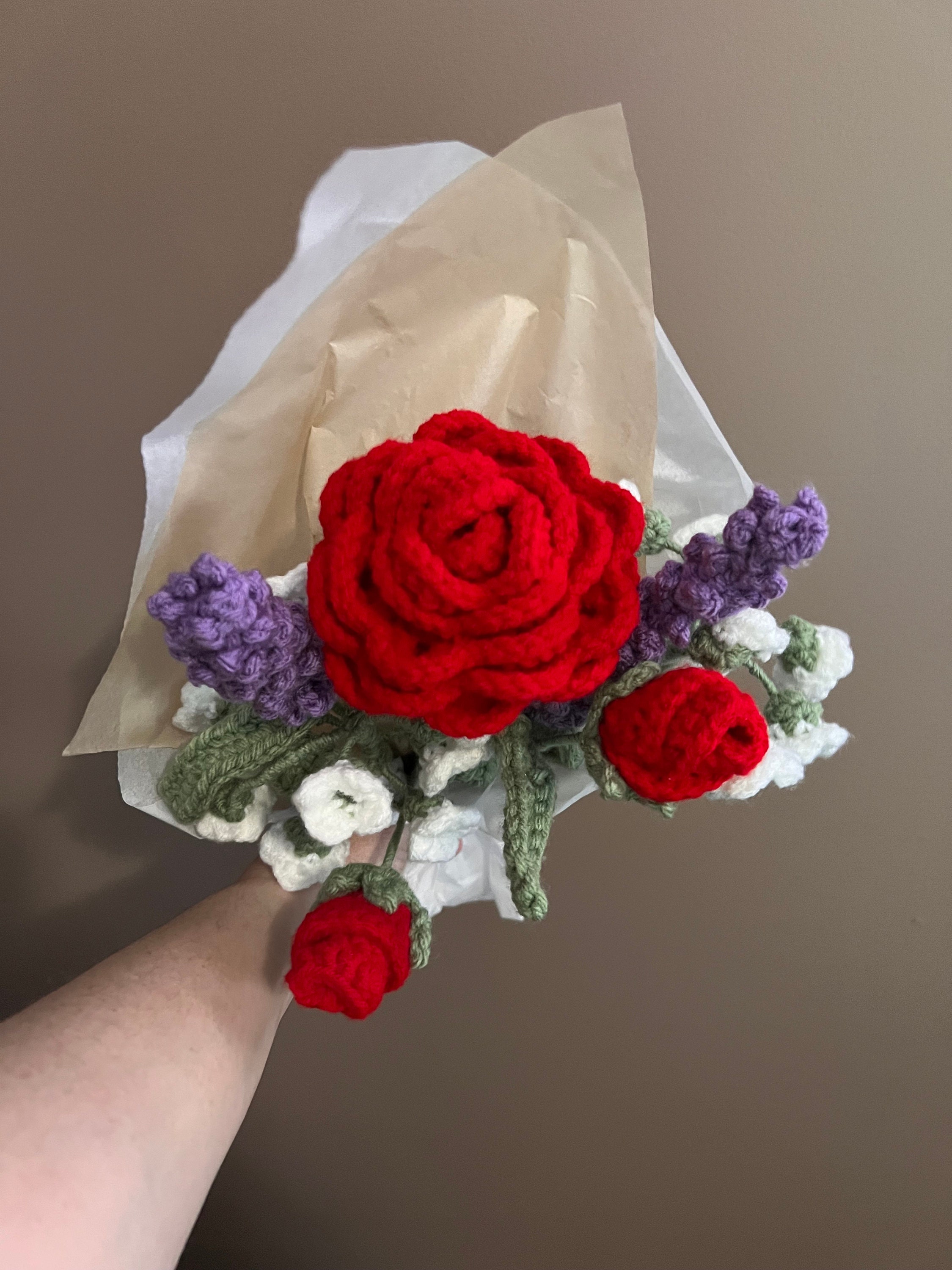 Handmade Crochet Red Rose Bouquet Valentine's Gift, Romantic Home Decor ...