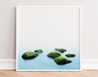 Sea Fret - Low Newton by the Sea, abstrakte Fotografie von Meer und Nebel, grün blau türkis, Fotodruck, Giclee Fine Art