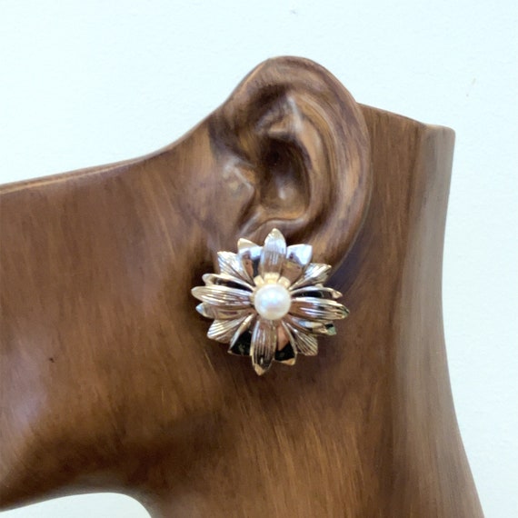 Large Floral 14k Yellow Gold Earring Jackets for … - image 4