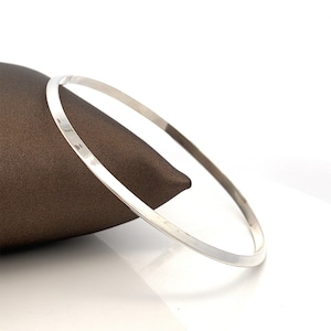 3mm Wide Knife Edge Sterling Silver Round Stackable Bangle Bracelet- Fits Medium Wrist - ET987