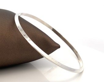 3mm Wide Knife Edge Sterling Silver Round Stackable Bangle Bracelet- Fits Medium Wrist - ET987