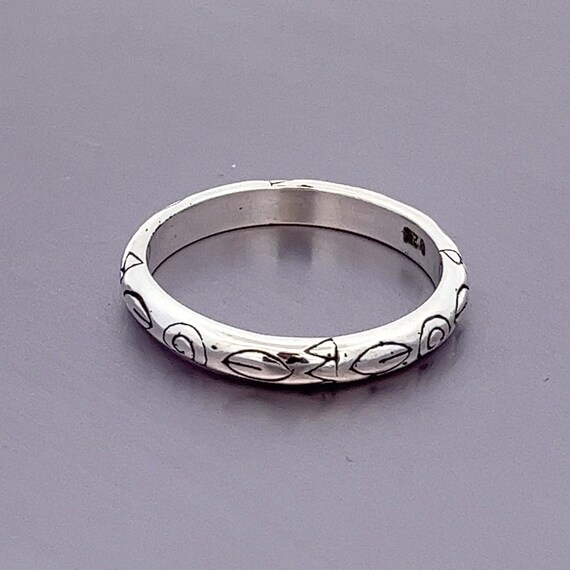 Thin Scroll Pattern  Ring Band ~ Sterling Silver … - image 2