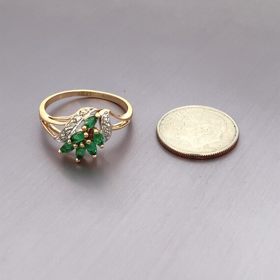 Vintage Emerald and Diamond 10k Yellow Gold  Clus… - image 6