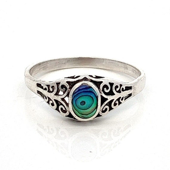 Sterling Silver Shell Small Oval Ring Sterling Silver Shell Small Oval Ring