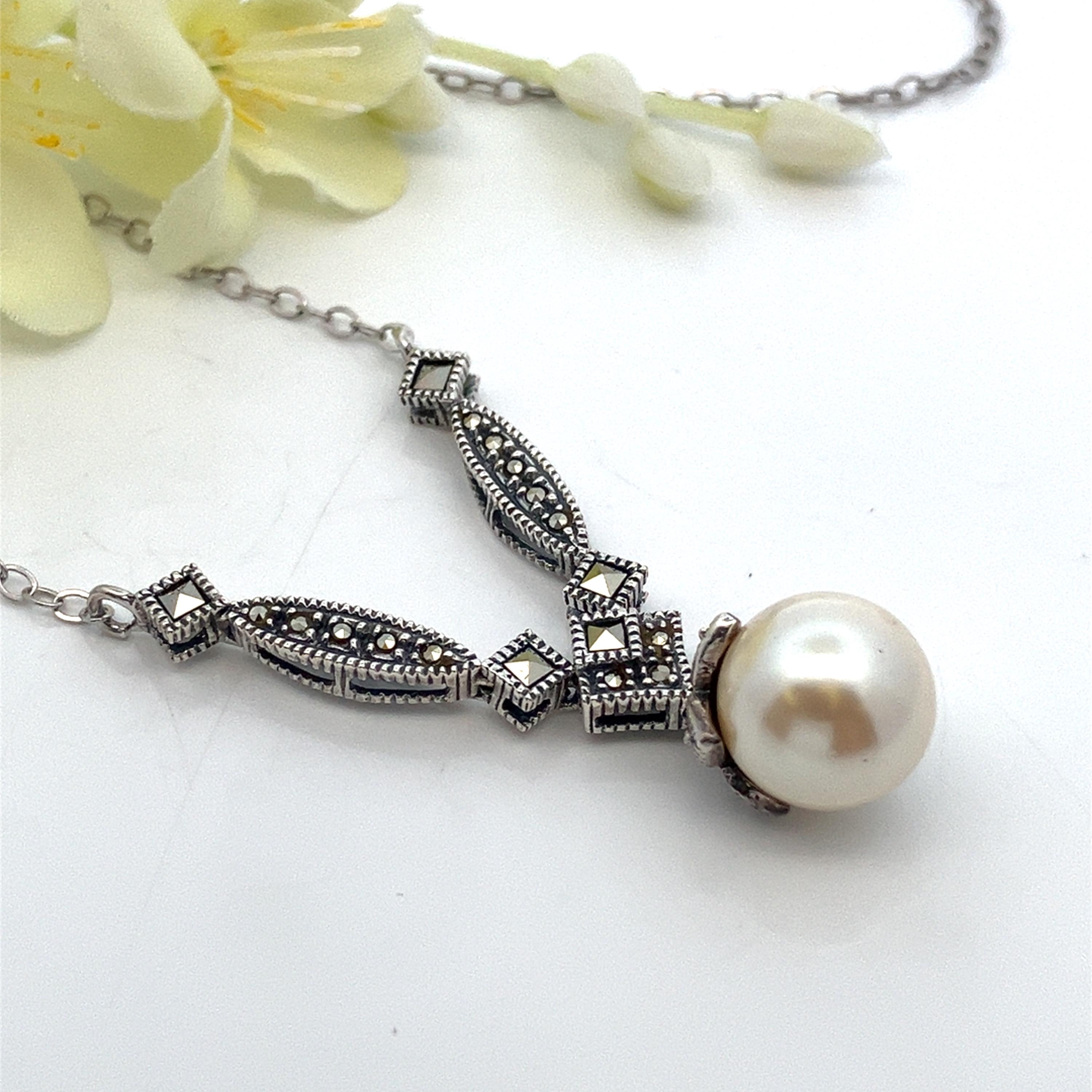 PRY シュウト　 Silver & White Pearl Necklace PRY シュウト Silver & White Pearl Necklace Pearl Necklace XI