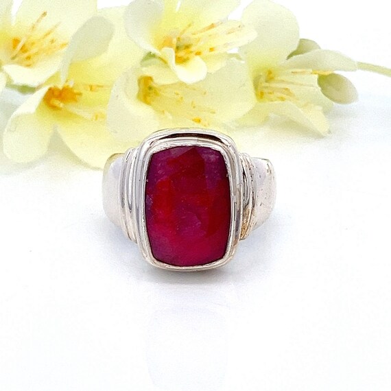 Vintage Faceted Ruby Sterling Silver Ring - Size … - image 1