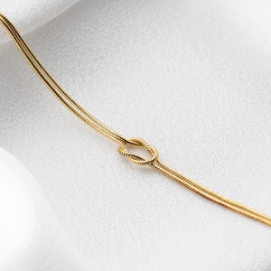 Conjunto de pulseras de nudo de amor dorado para pareja, símbolo de amor y unidad, pulseras de nudo con letras a juego para parejas, regalo de conjunto de nudos.