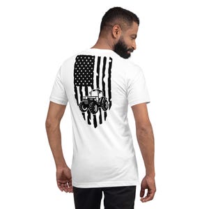 Maglietta trattore con sfondo bandiera americana