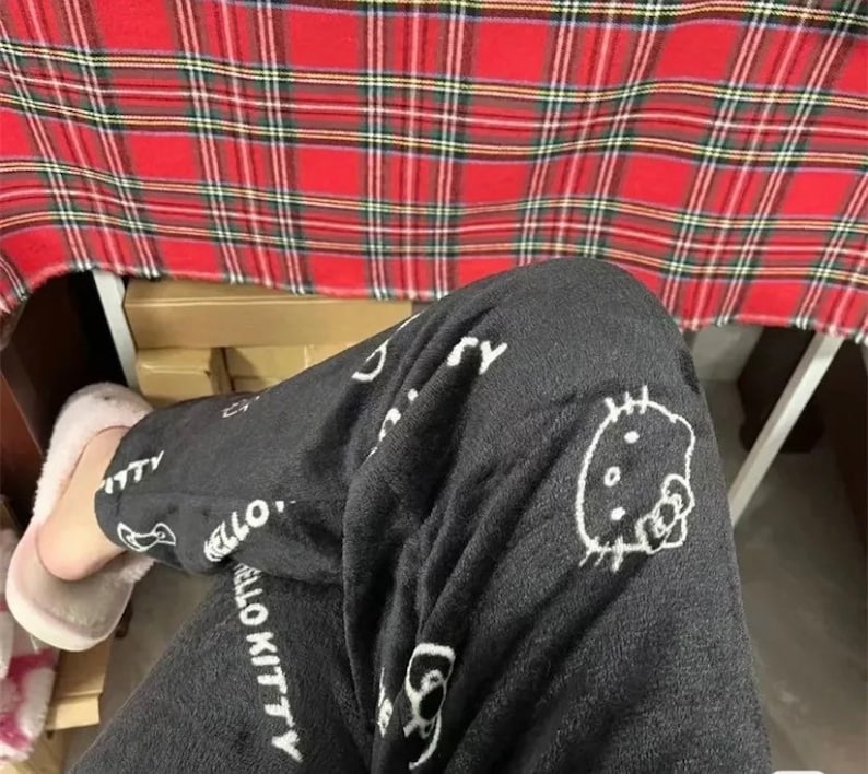 hello kitty fuzzy pajama pants