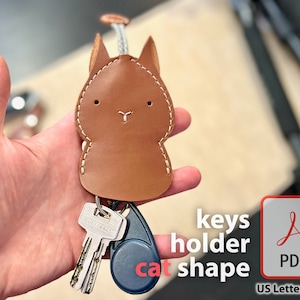 Portachiavi in pelle con cinturino a forma di gatto Artigianato fatto a mano Custodia portachiavi per auto fai-da-te Modello digitale PDF Borsa in pelle per chiavi Borsa per gattini