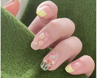 Press on Nails, Tulip Flowers, False Nails Short, False Nails Square, Fake Nails Short, Fake Nails Square, Gift for Her, Glue on Nail Short