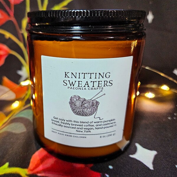 Knitting Sweaters Candle / Warm and Cozy / 8 oz / Vegan and Hand-Poured / Gift for Knitters