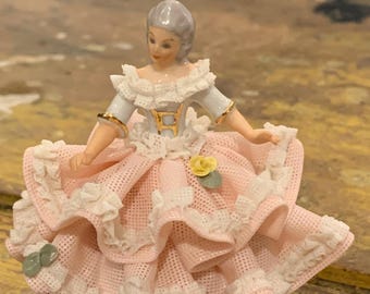 Original Dresden / Lace Figurine / Lady Sitting on Settee / Fancy