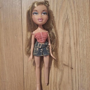Bratz Xpress It Yasmin Excelente estado - Ropa original