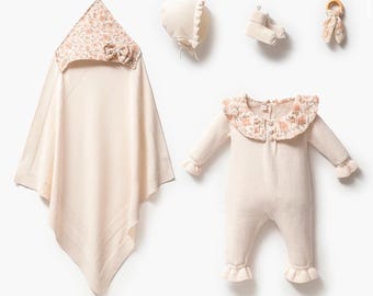 Baby Girl Coming Home Outfit Newborn Girl Coming Home Outfit Organic Baby Clothes Baby Hospital Outfit Knit Baby Clothes