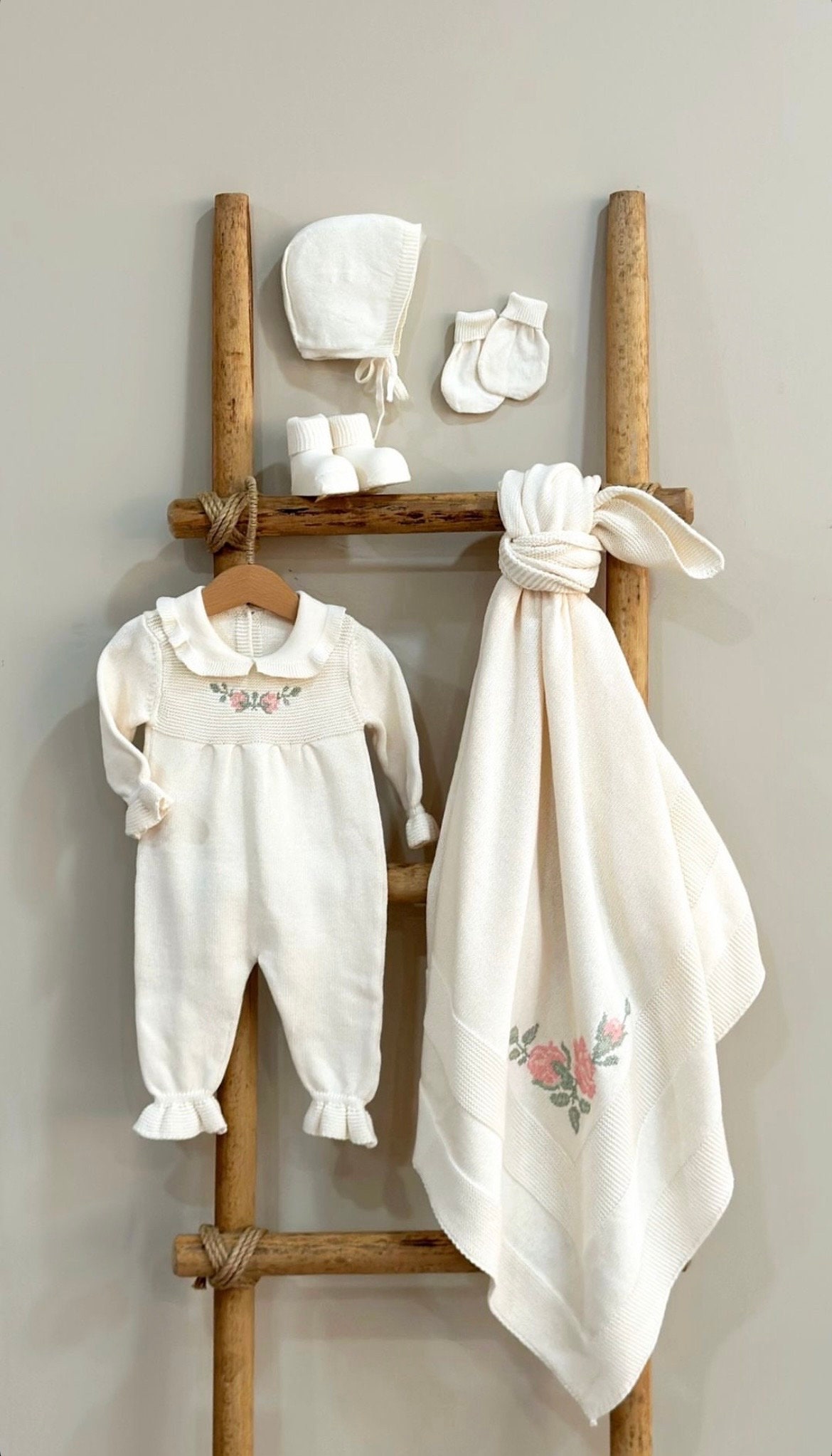 Baby Girl Coming Home Outfit Newborn Girl Coming Home Outfit Organic Baby Clothes Baby Hospital Outfit Knit Baby Clothes