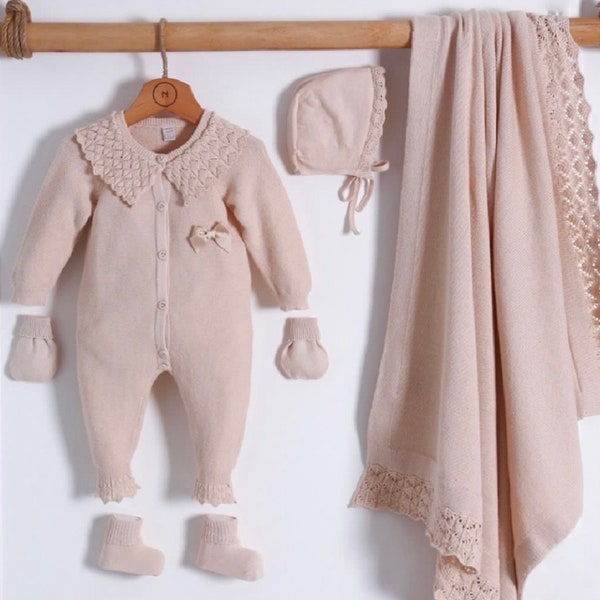 Baby Girl Coming Home Outfit Newborn Girl Coming Home Outfit Organic Baby Clothes Baby Hospital Outfit Knit Baby Clothes