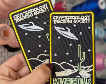 Extraterrestrials embroidered patch. 11cm. Crytozoology. To sew or iron on. Price per unit.